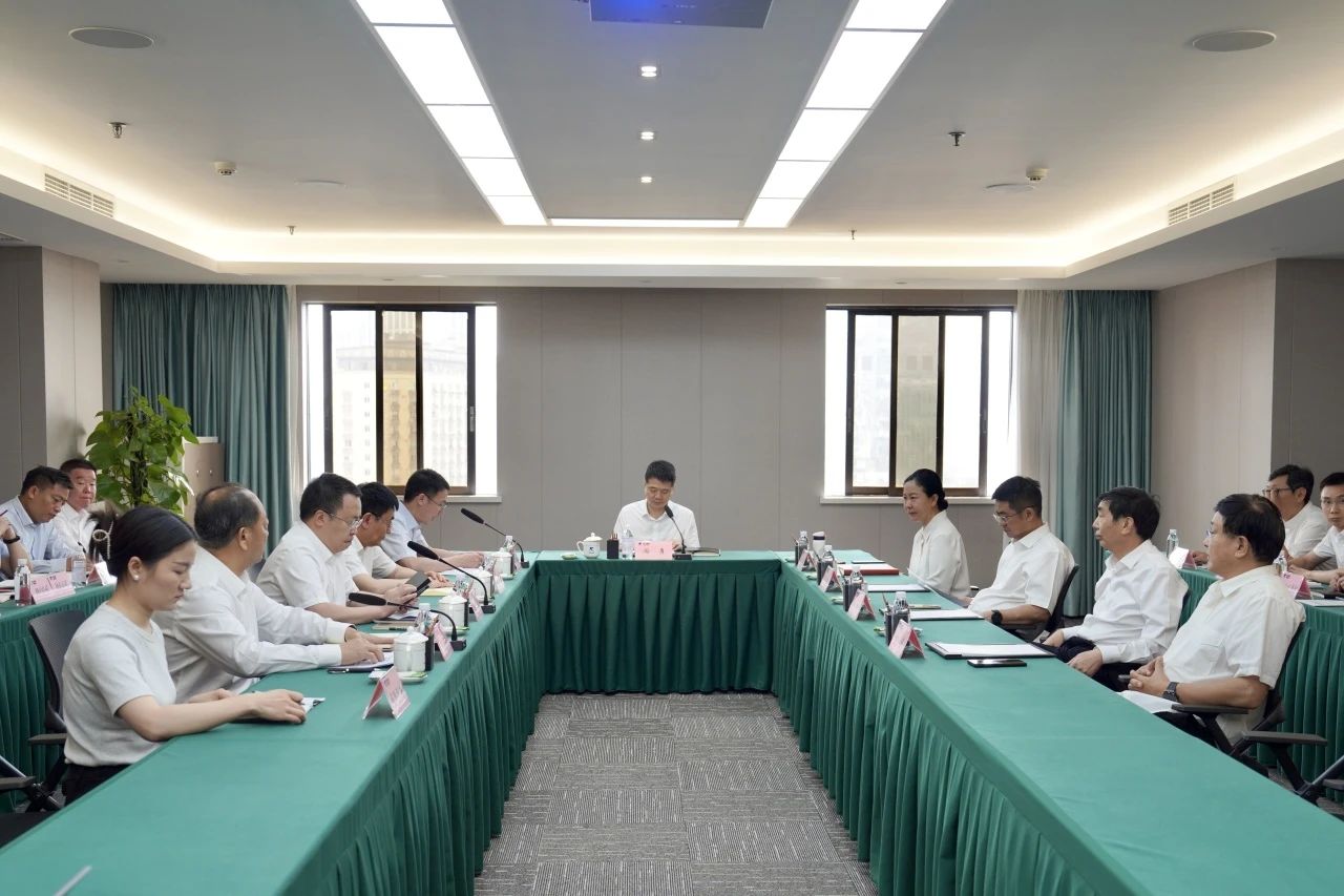 省尊龍凱時集團(tuán)新任外部董事到崗履職